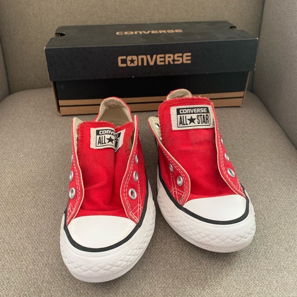 kids converse red